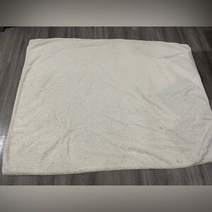 Restoration hardware throw blanket